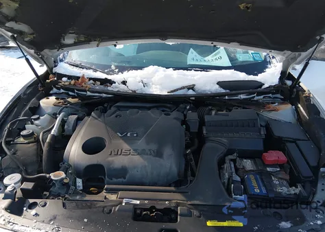 2016 Nissan Maxima 3.5 Platinum z USA, uszkodzony, nr VIN 1N4AA6AP6GC377320